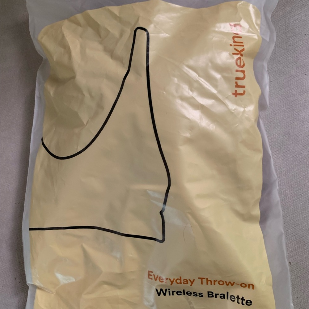 TRUEKIND everyday Wireless Bralet 4XL NEW